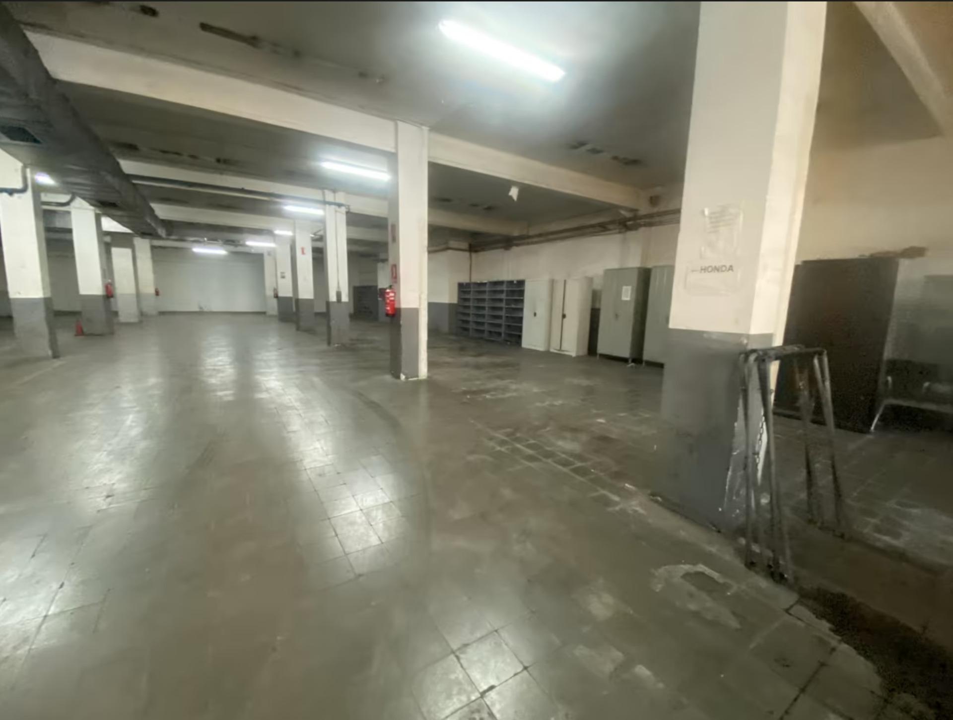 Foto 4 de SANT CUGAT DEL VALLÈS - NAU INDUSTRIAL DE 814m2!!!