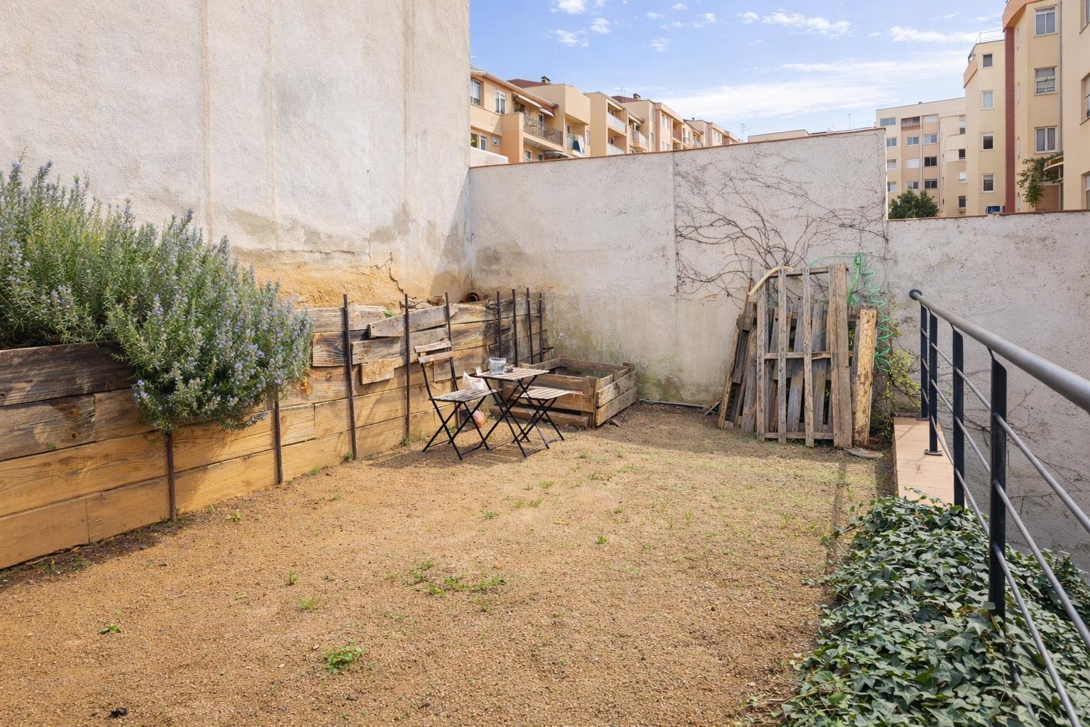 Photo 26 of MAGNIFICENT 4-BEDROOM GROUND-FLOOR FLAT, 100M2 OF FLAT + 100M2 OF PATIO IN SANT CUGAT DEL VALLÈS.