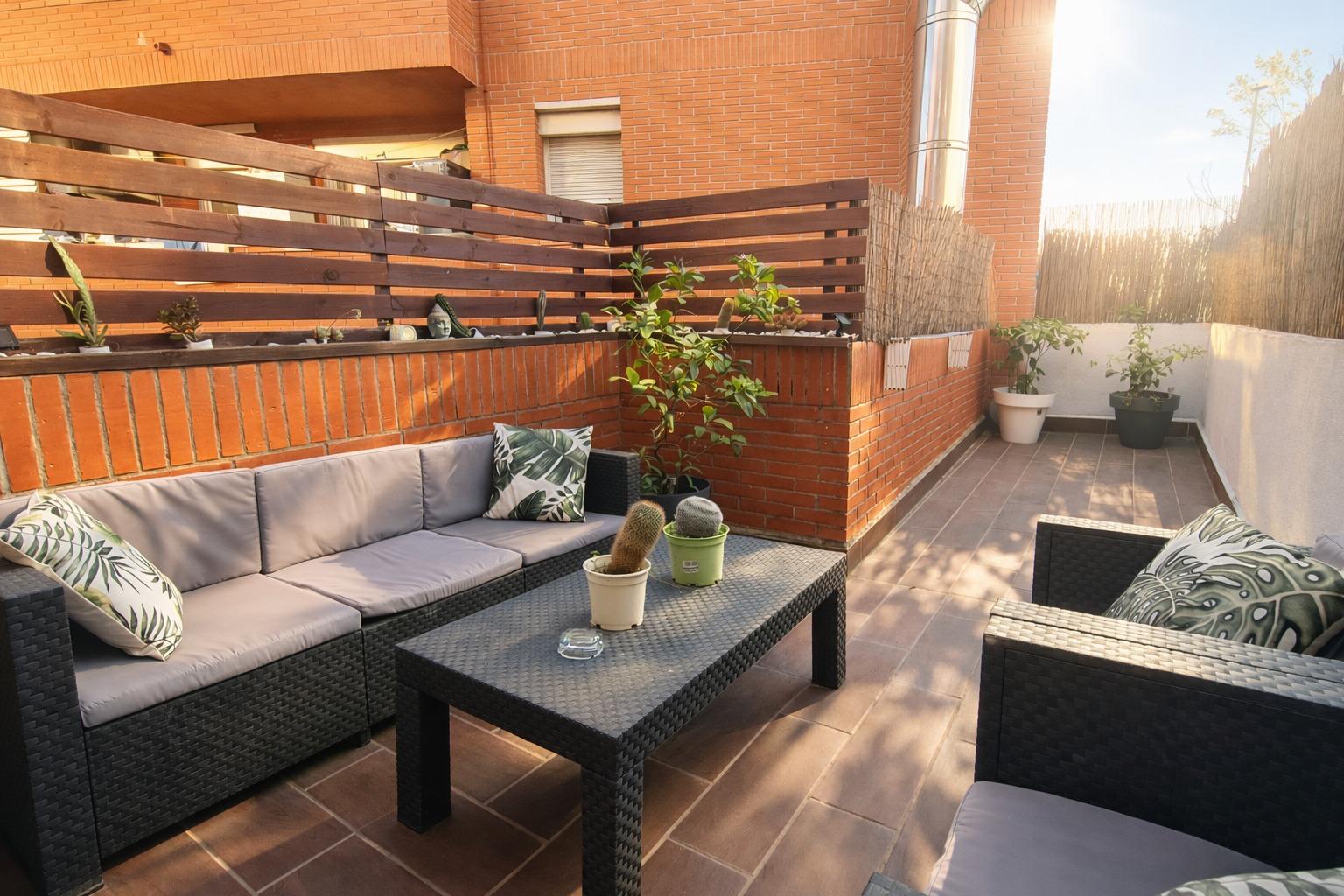 Foto 4 de Pis de 3 habitacions i 2 terrasses a Sant Jordi Park de Rubí.