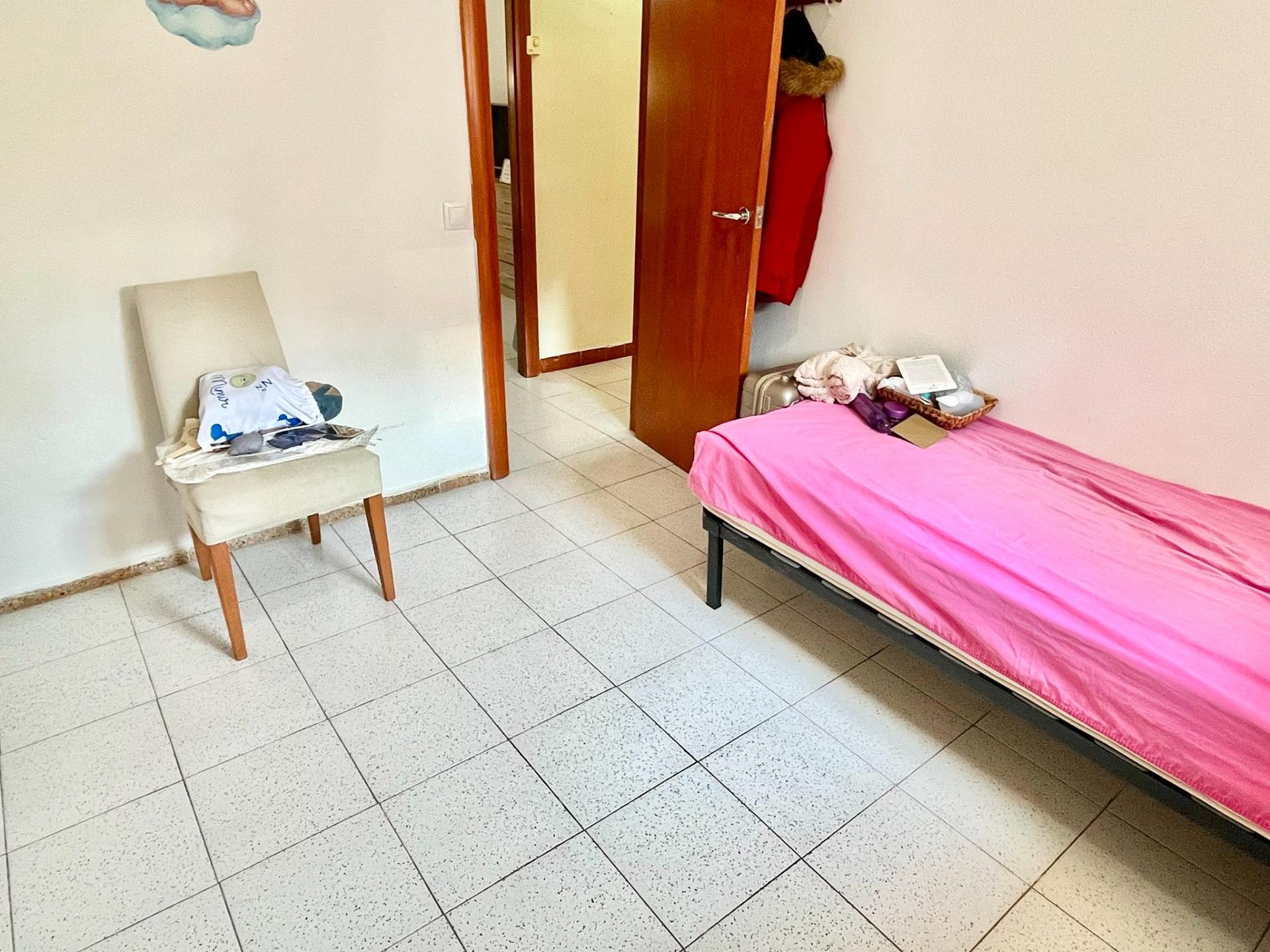 Foto 10 de Oportunitat immobiliària (pis llogat) a Montcada i Reixac: pis lluminós i exterior a un preu atractiu