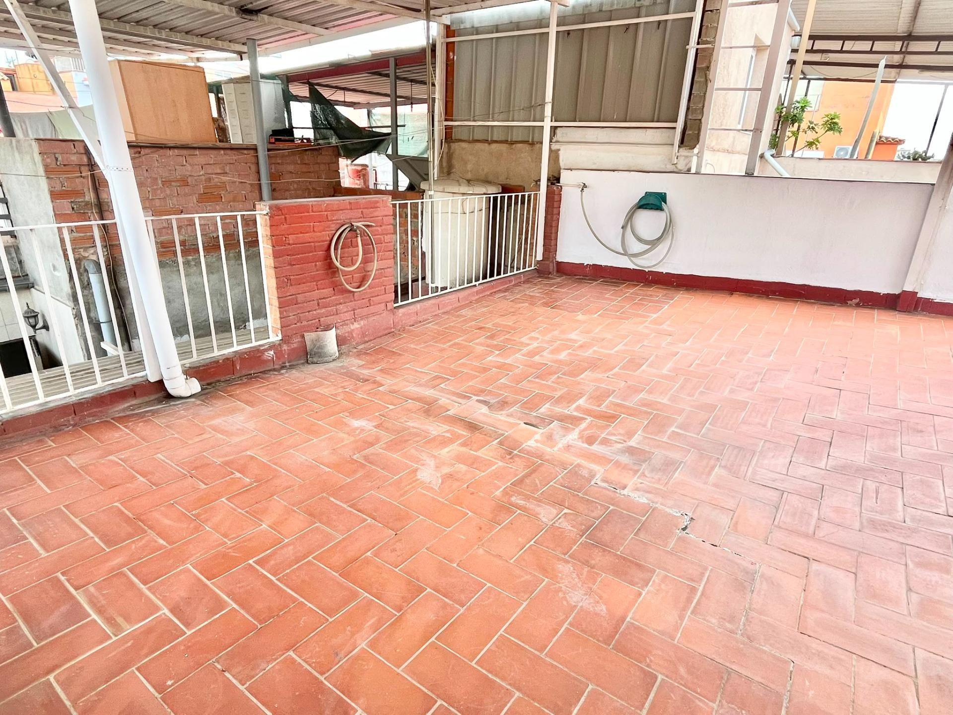 Foto 8 de Encantadora casa adossada a Sabadell - La teva nova llar t'espera per 232.000 €!