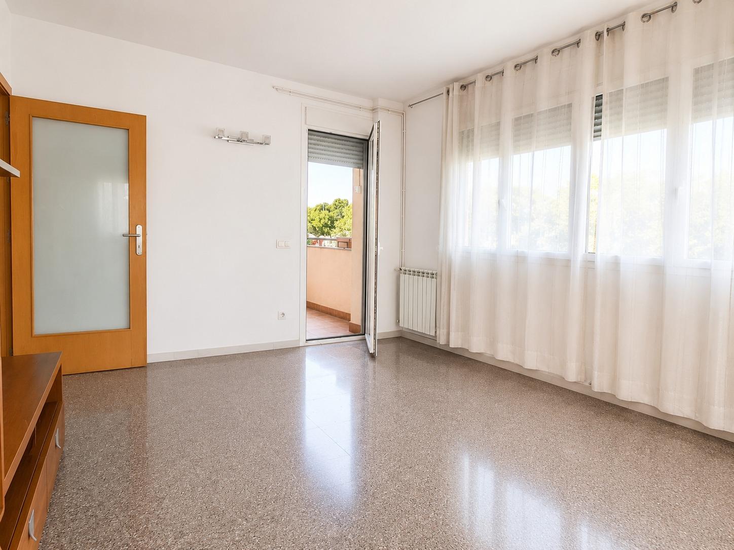 Foto 6 de PIS DE PROTECCIÓ OFICIAL (HPO) DE 3 HABITACIONS A SABADELL.